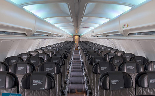 Boeing 757-200 Interior