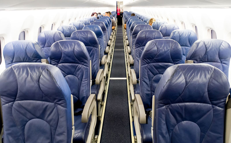 De Havilland Dash 8 Q400 Interior