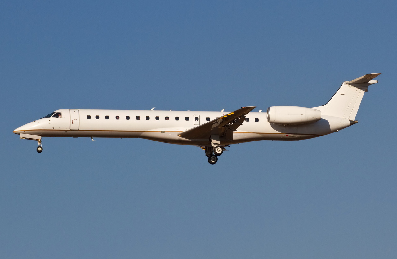 Embraer ERJ 145 private jet charter