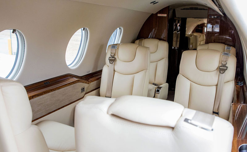 Hawker 400XPR Interior