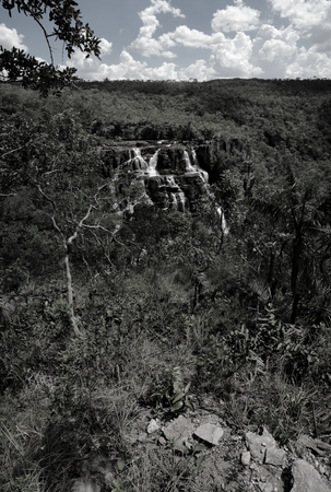 Almécegas I Cachoeira em Branco e Preto